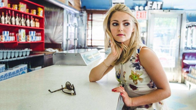 内塔尼亚胡***访时公开威胁，不排除干掉哈梅内伊，如何评价这一言论？伊朗会亡国吗？